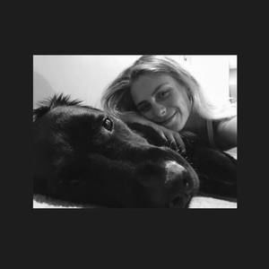 Meet your Posher, Lexi